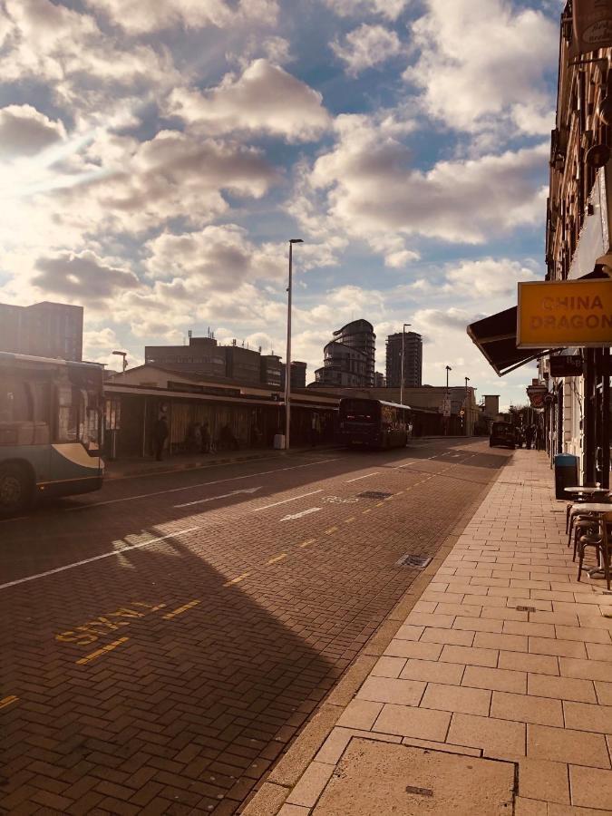 Inn On The Broadway Woking Dış mekan fotoğraf